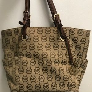 Michael Kors purse